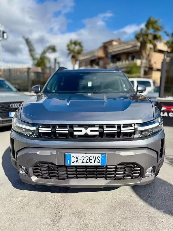 Usata Dacia Duster Journey 100 CV (73 kW) 2025 Verde SUV