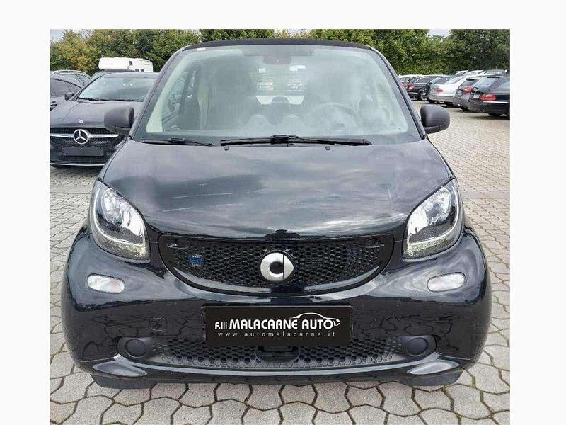 Usata Smart ForTwo Electric Drive Passion 41 kW (56 CV) 2019 Nero Utilitaria