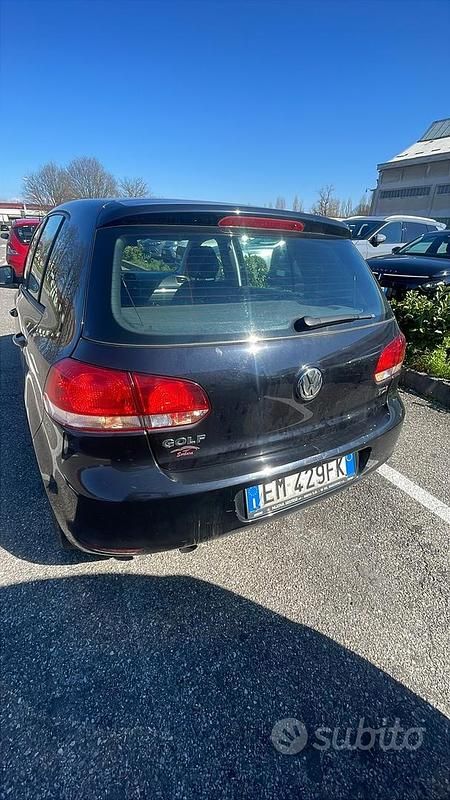 Usata VW Golf VII 105 CV (77 kW) 2012 Nero Berlina