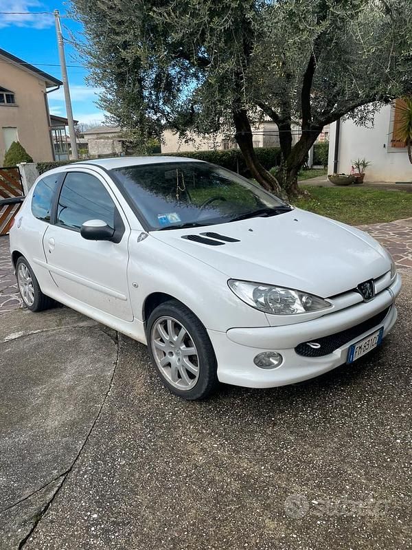 Usata Peugeot 206 2006 Bianco Coupé
