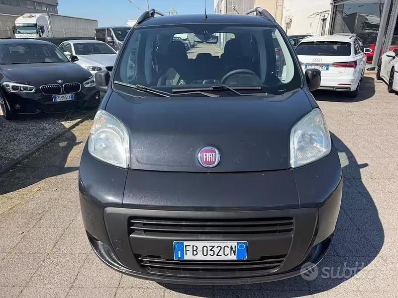 Usata Fiat Qubo Dynamic 77 CV (56 kW) 2015 Nero Monovolume