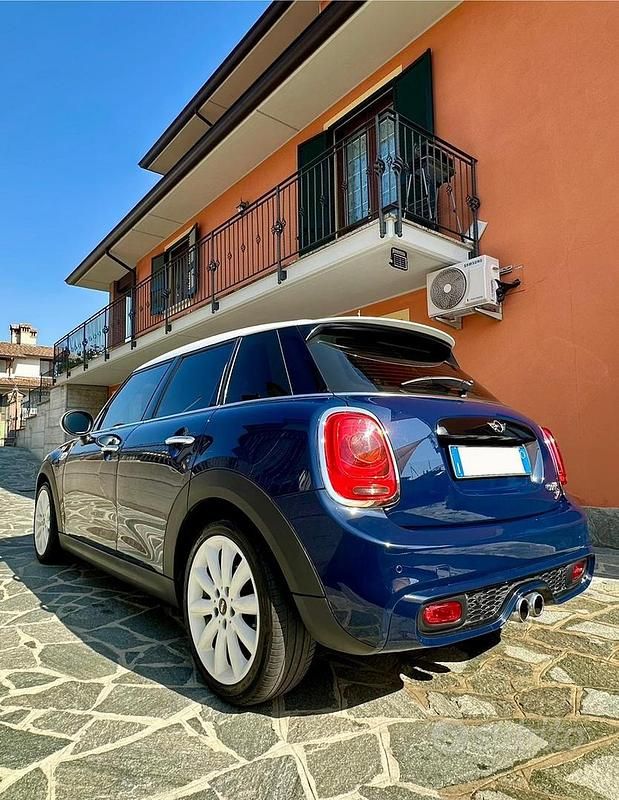 Usata Mini Cooper SD Hype 170 CV (125 kW) 2018 Blu Utilitaria