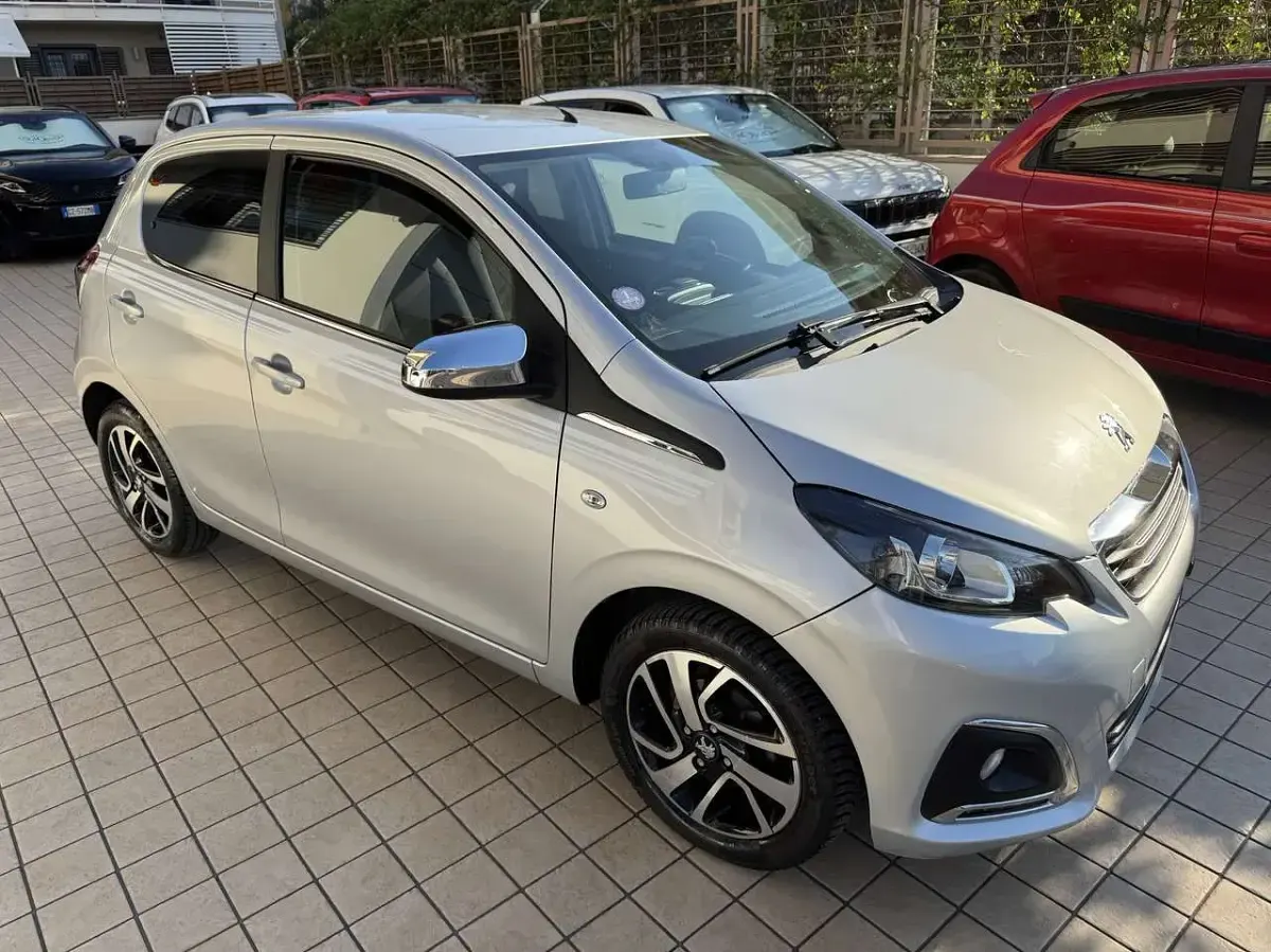 Usata Peugeot 108 Allure 72 CV (52 kW) 2018 Other Utilitaria