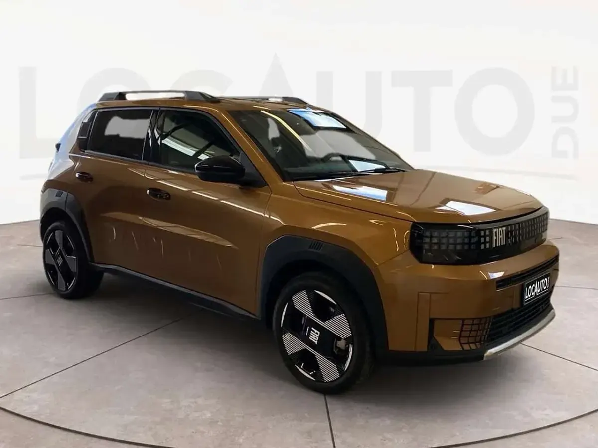 Usata Fiat Grande Panda La Prima 83 kW (113 CV) 2025 Bronzo Utilitaria