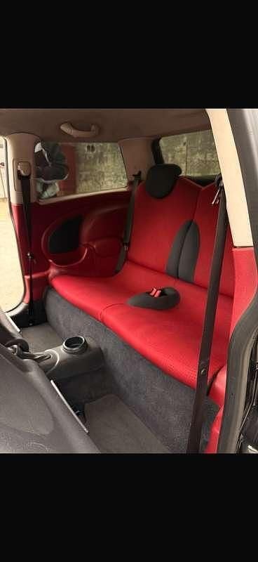 Usata Mini One D 75 CV (55 kW) 2004 Utilitaria