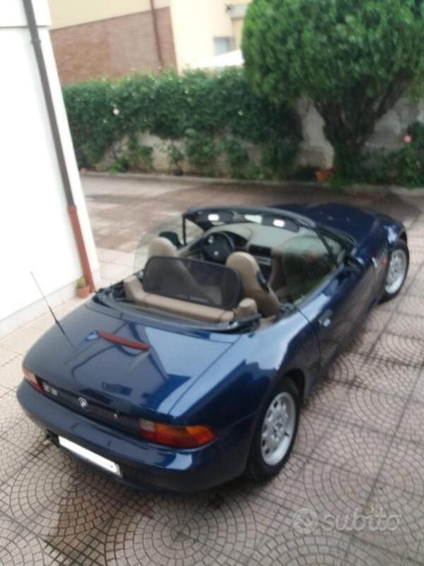 Usata BMW Z3 Efficient Dynamics 140 CV (102 kW) 1998 Blu Cabrio