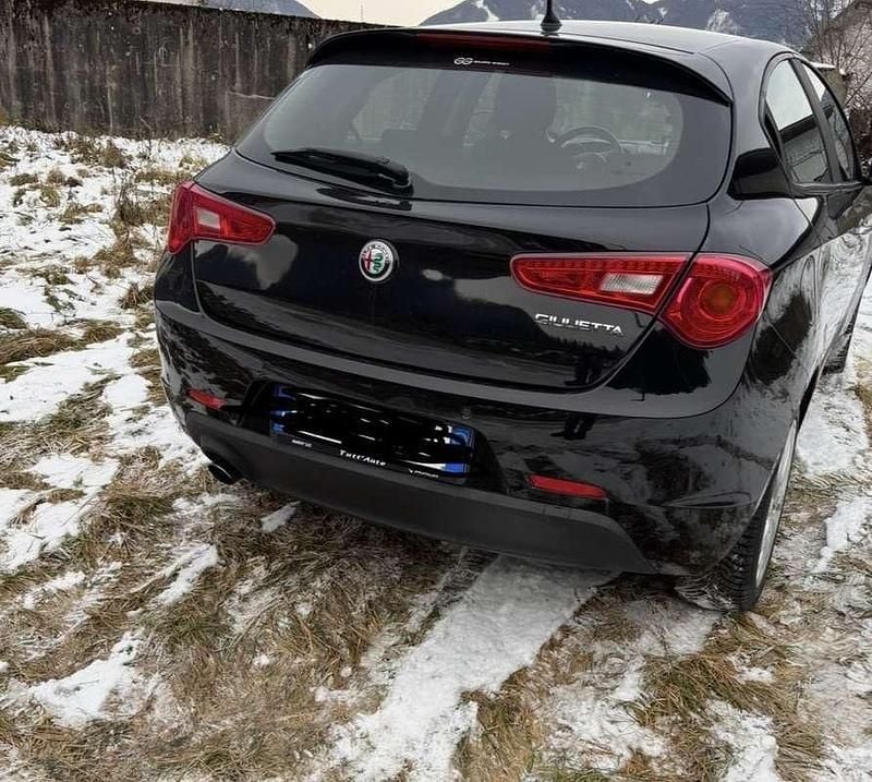 Usata Alfa Romeo Giulietta Super 120 CV (88 kW) 2017 Berlina