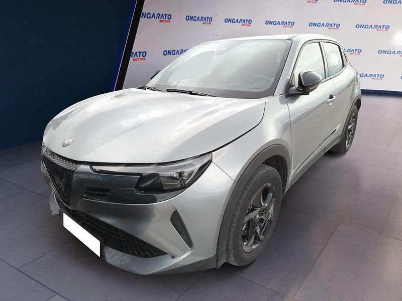 Nuova Alfa Romeo Junior Edizione Speciale 145 CV (106 kW) 2025 Nero SUV