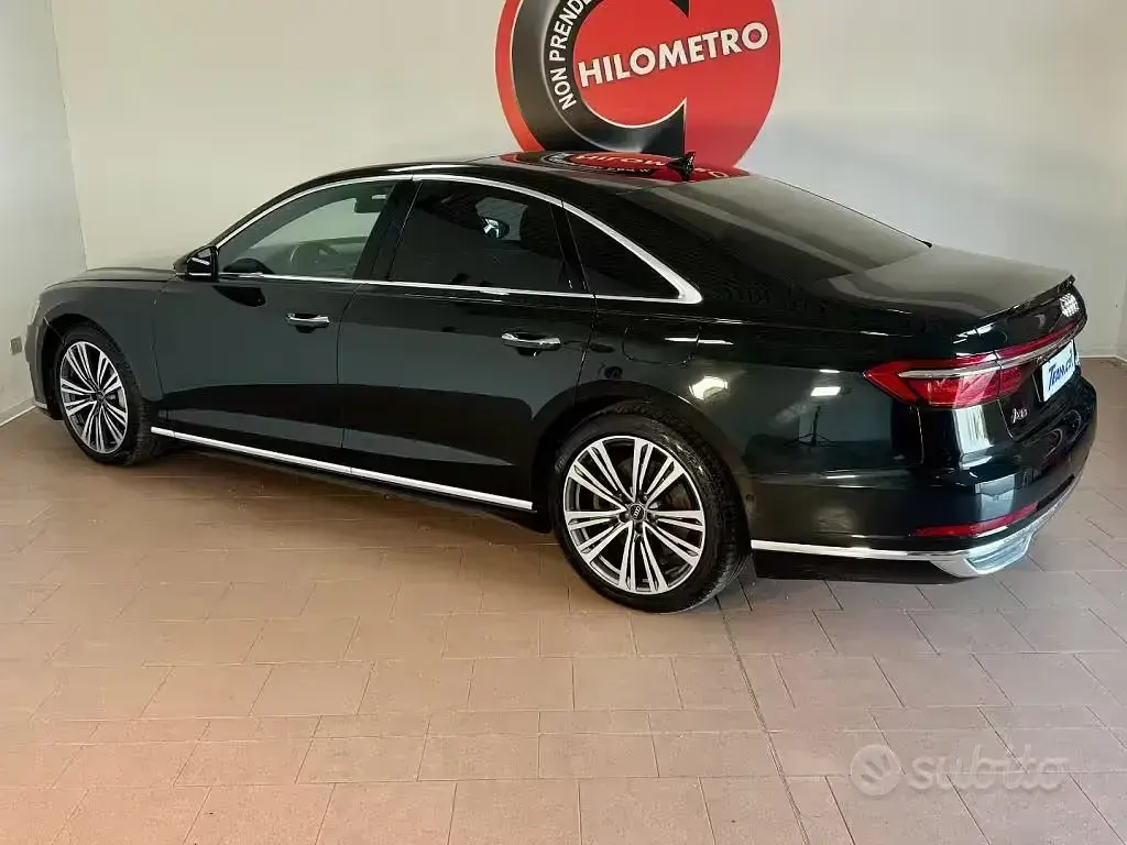 Usata Audi A8 Ambiente 340 CV (250 kW) 2021 Nero Berlina