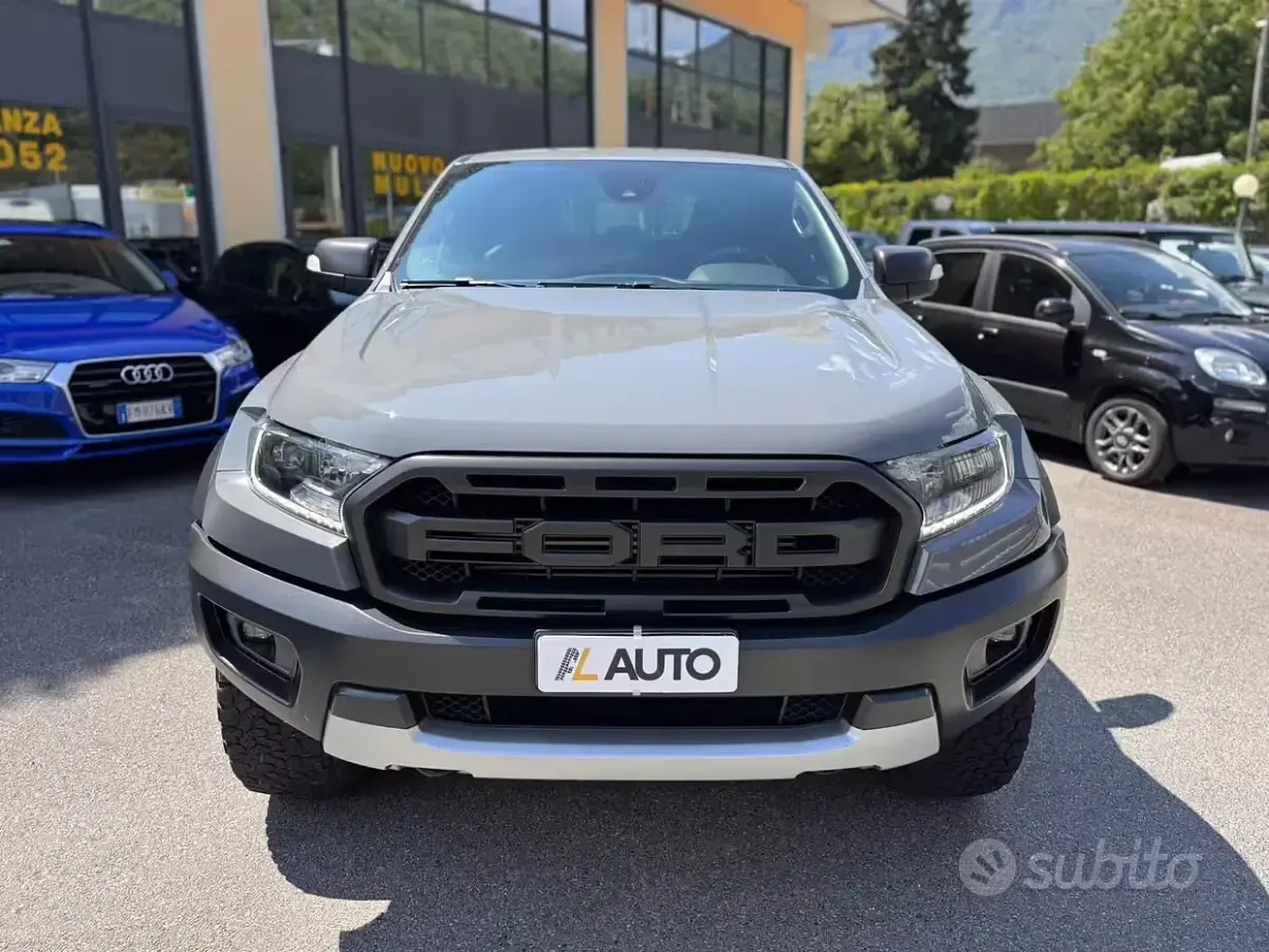 Usata Ford T Raptor 213 CV (156 kW) 2020 Grigio Cabrio