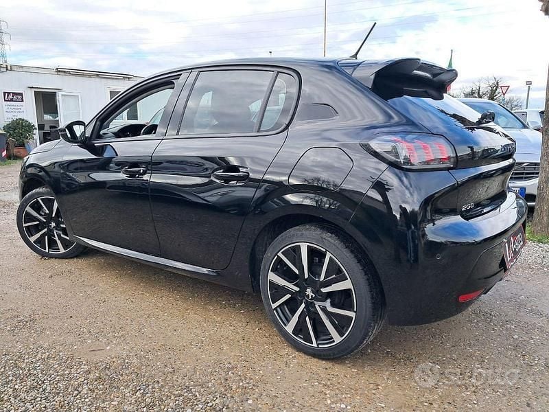 Usata Peugeot 208 Active 75 CV (55 kW) 2022 Nero Utilitaria