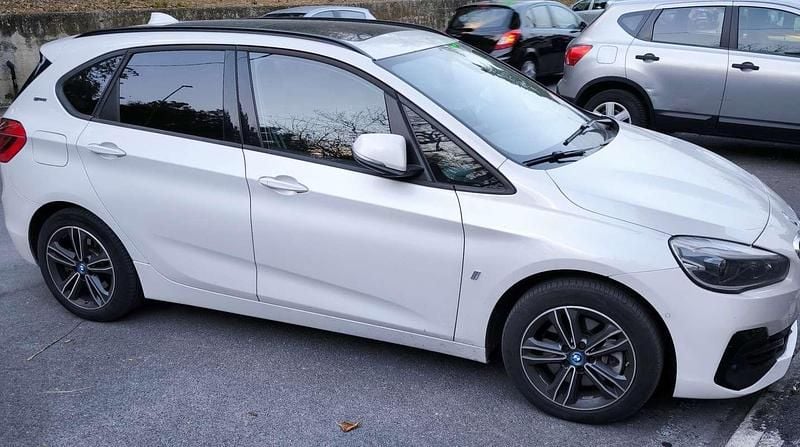 Usata BMW 225 Active Tourer iPerformance 136 CV (100 kW) 2018 Bianco Monovolume
