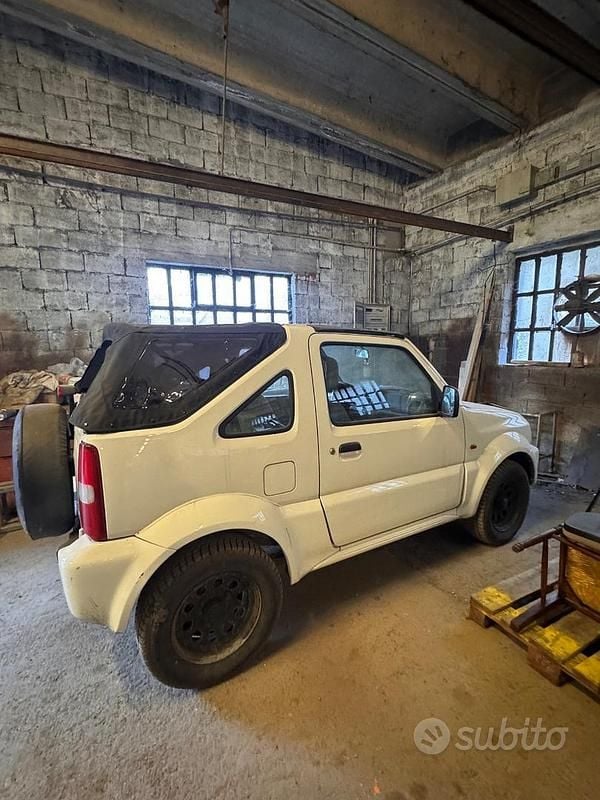 Usata Suzuki Jimny 2002 SUV