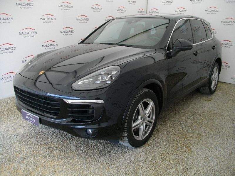Usato 2015 Porsche Cayenne 3.0 Diesel 250 CV (37.900 €) 70100 Bari AutoUncle