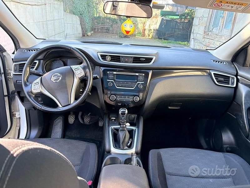 Usata Nissan Qashqai 2016 Bianco SUV