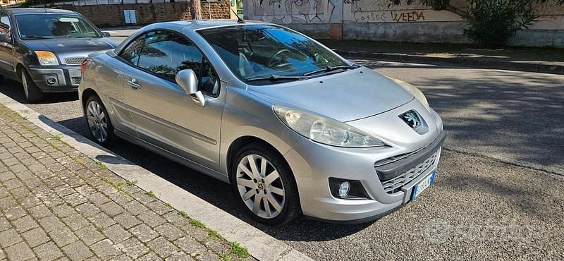 Gebraucht Peugeot 207 CC 120 PS (88 kW) 2011 Grau Cabrio