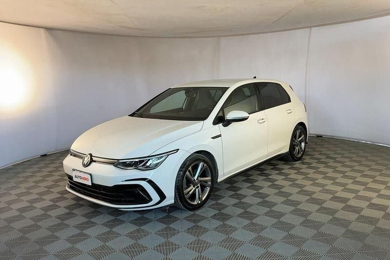 Usata VW Golf VIII R-line 150 CV (110 kW) 2021 Bianco