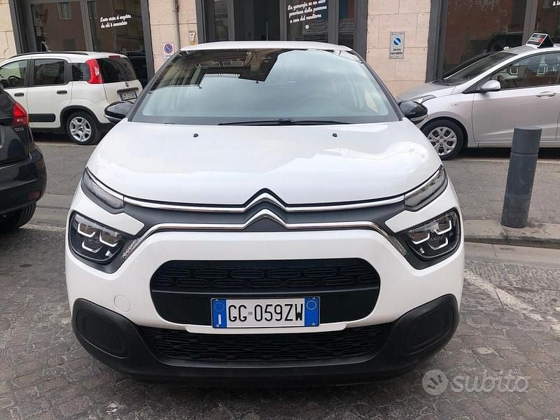 Bianco Usata 2021 Citroën C3 Feel Tre volumi | 9990 € (Buon prezzo) - Immagine 1/4