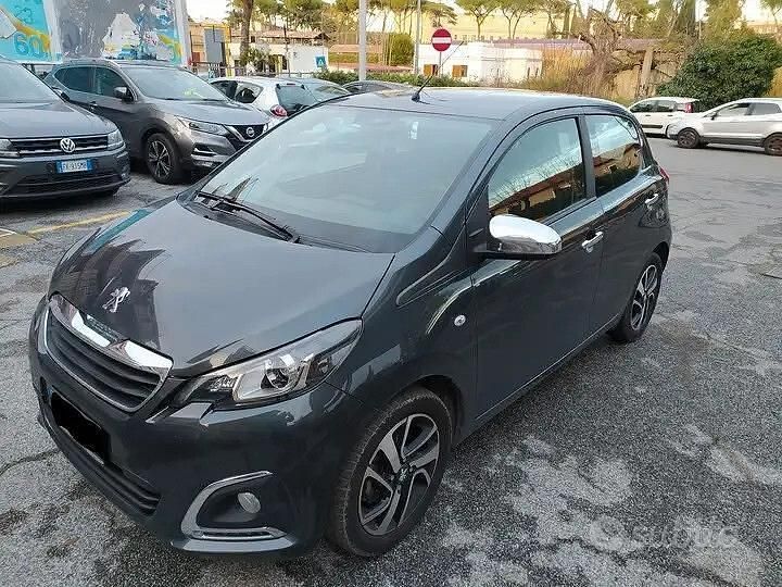 Usata Peugeot 108 Style 72 CV (52 kW) 2020 Grigio Berlina