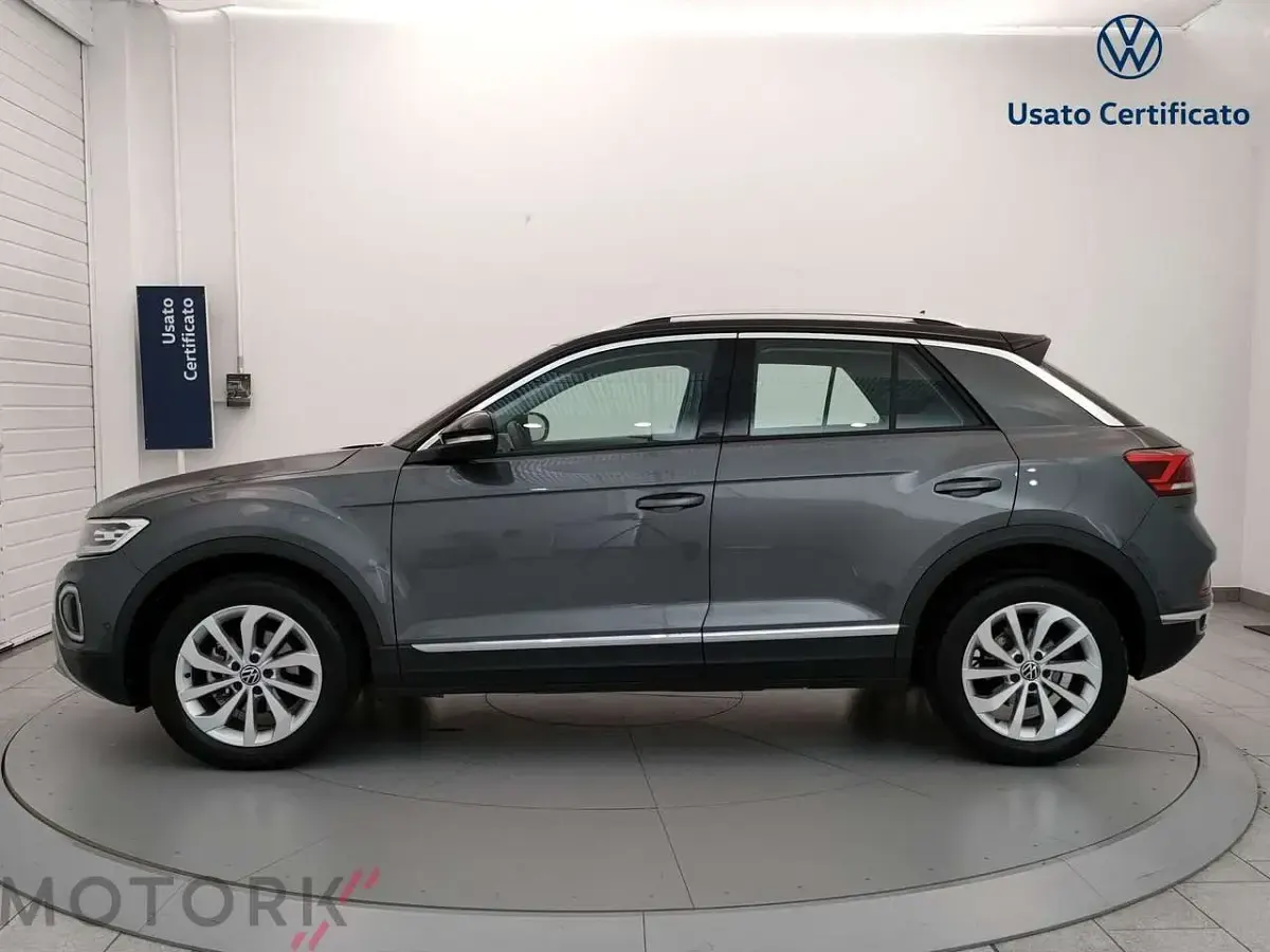 Usata VW T-Roc Style 116 CV (85 kW) 2025 Grigio SUV
