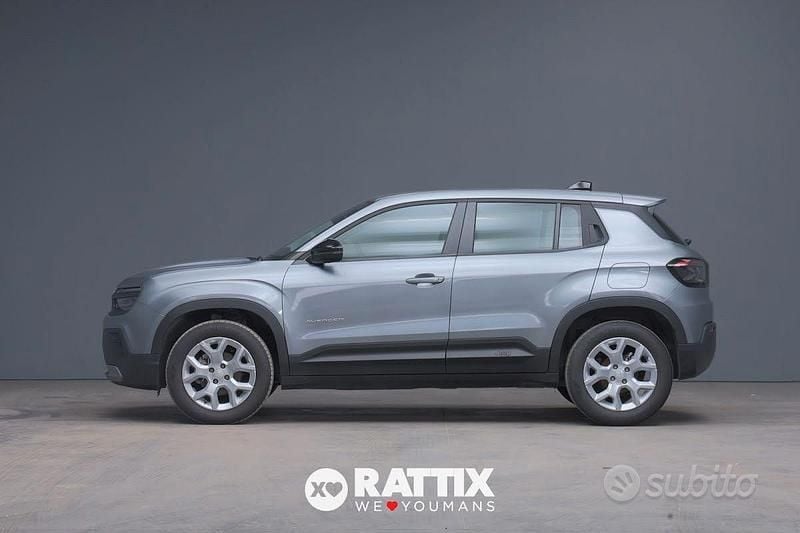 Nuova Jeep Avenger Altitude 100 CV (73 kW) 2025 Grigio SUV