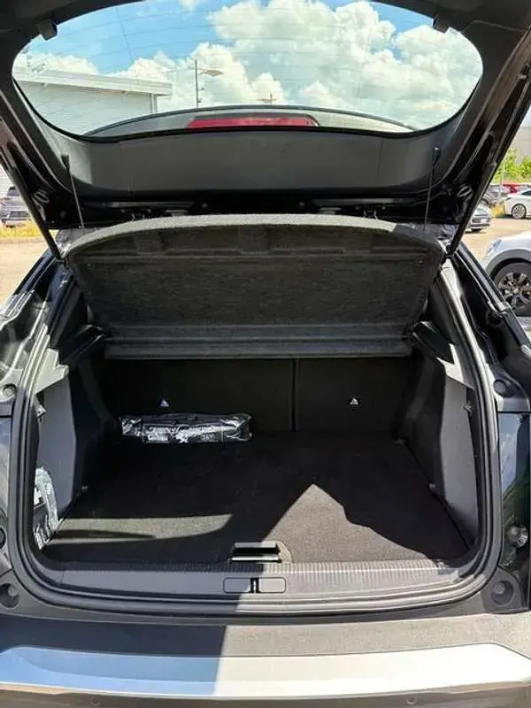Usata Peugeot 2008 Allure 110 CV (80 kW) 2021 Nero SUV