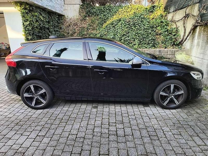 Nero Usata 2018 Volvo V40 R-Design Station wagon | 9900 € (Super prezzo) - Immagine 1/4