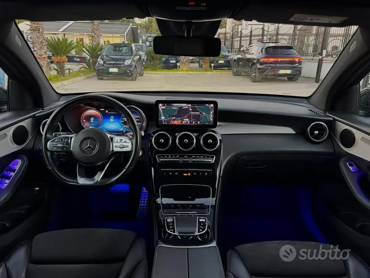 Usata Mercedes GLC220 Premium 194 CV (142 kW) 2020 Grigio SUV