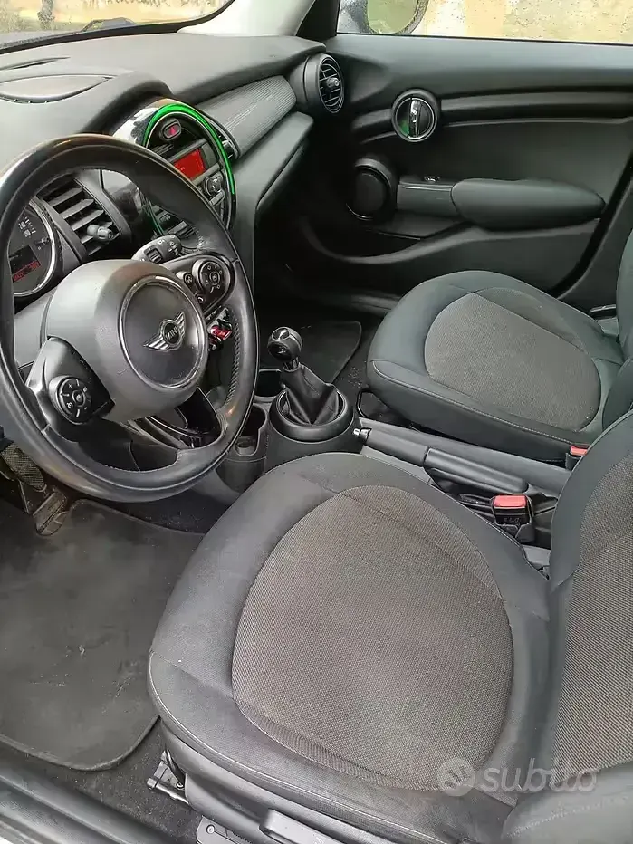 Usata Mini Cooper 136 CV (100 kW) 2015 Bluazzurro Utilitaria
