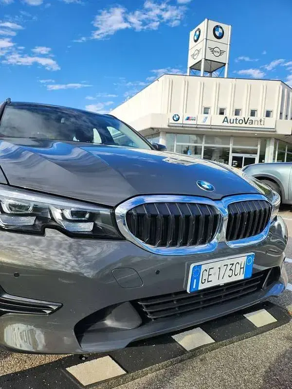 Usata BMW 320 190 CV (139 kW) 2021 Grigio Station wagon