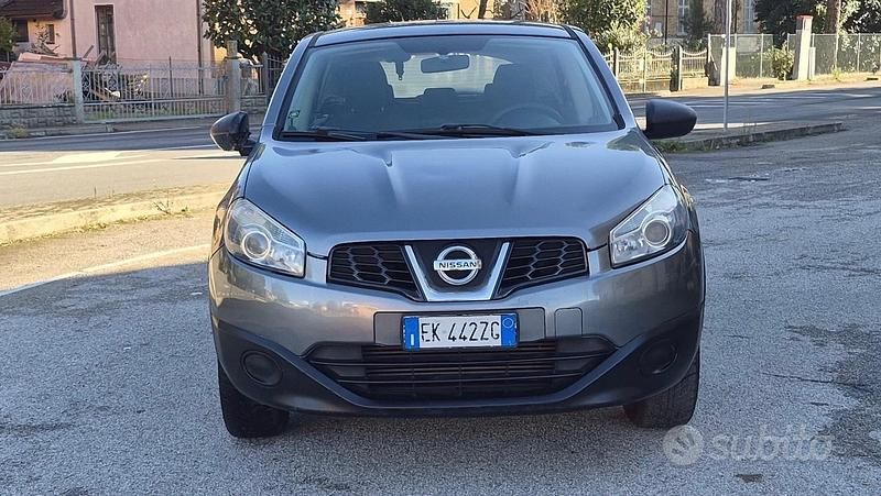 Usata Nissan Qashqai Tekna 110 CV (80 kW) 2011 Grigio SUV