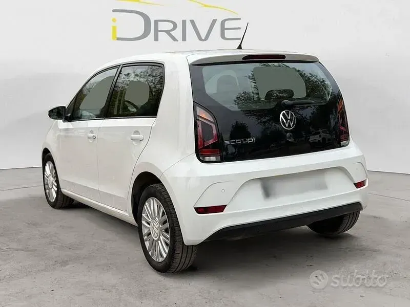 Usata VW up! move up! 68 CV (50 kW) 2021 Bianco Utilitaria