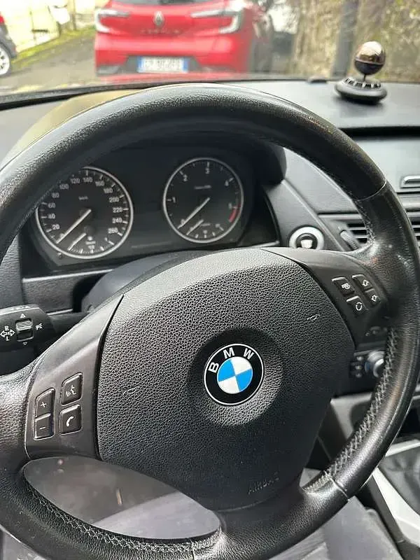 Usata BMW X1 143 CV (105 kW) 2010 SUV
