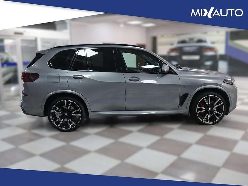 Usata BMW X5 M Sport 286 CV (210 kW) 2024 Grigio SUV