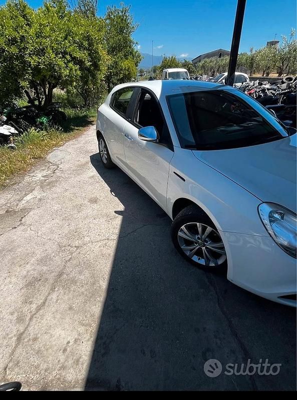 Usata Alfa Romeo Giulietta 105 CV (77 kW) 2011 Berlina