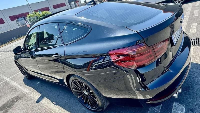 Usata BMW 320 Gran Turismo 190 CV (139 kW) 2015 Nero Berlina