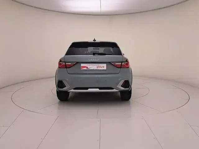 Usata Audi A1 Business 116 CV (85 kW) 2025 Grigio freccia perla SUV