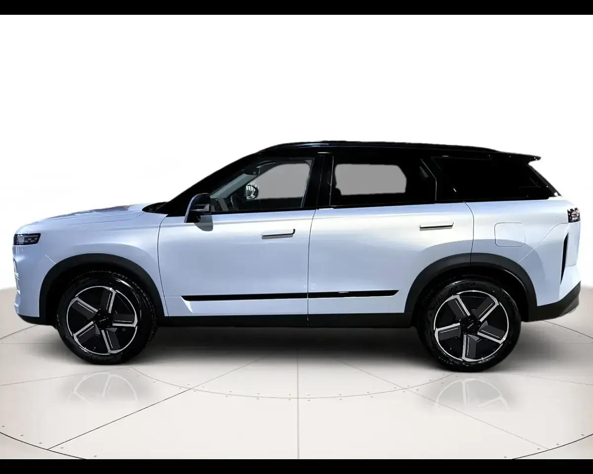 Usata Jaecoo 7 147 CV (108 kW) 2025 Moonlight silver & carbon crystal black roof SUV