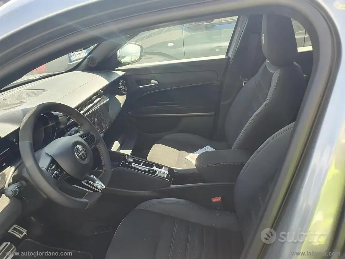 Usata Alfa Romeo GT Junior 136 CV (100 kW) 2025 SUV