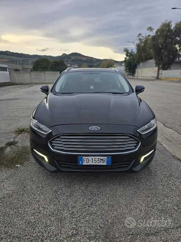 Nero Usata 2016 Ford Mondeo Business Edition Station wagon | 11.900 € (Buon prezzo) - Immagine 1/4