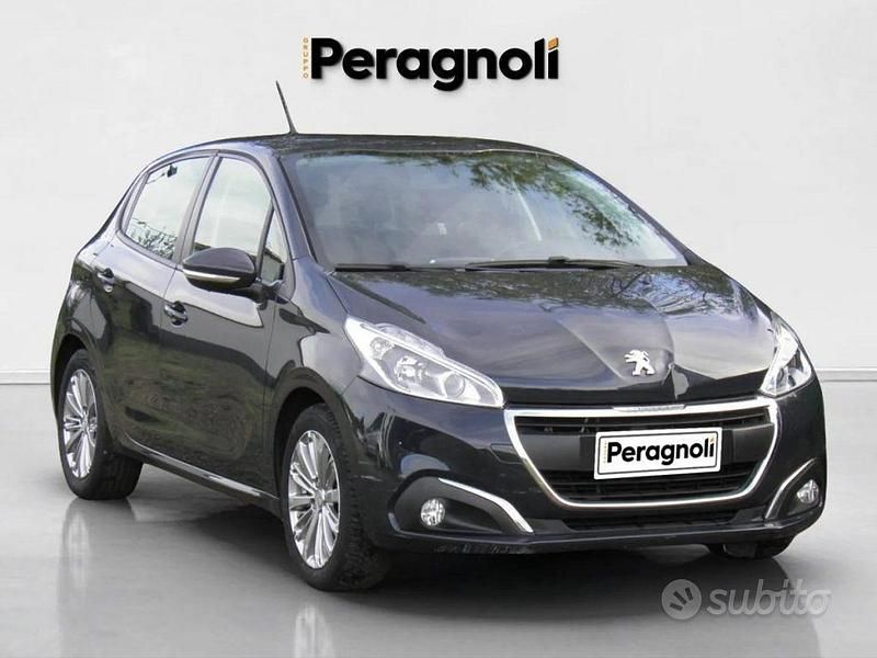 Usata Peugeot 208 Active 83 CV (61 kW) 2019 Nero Utilitaria