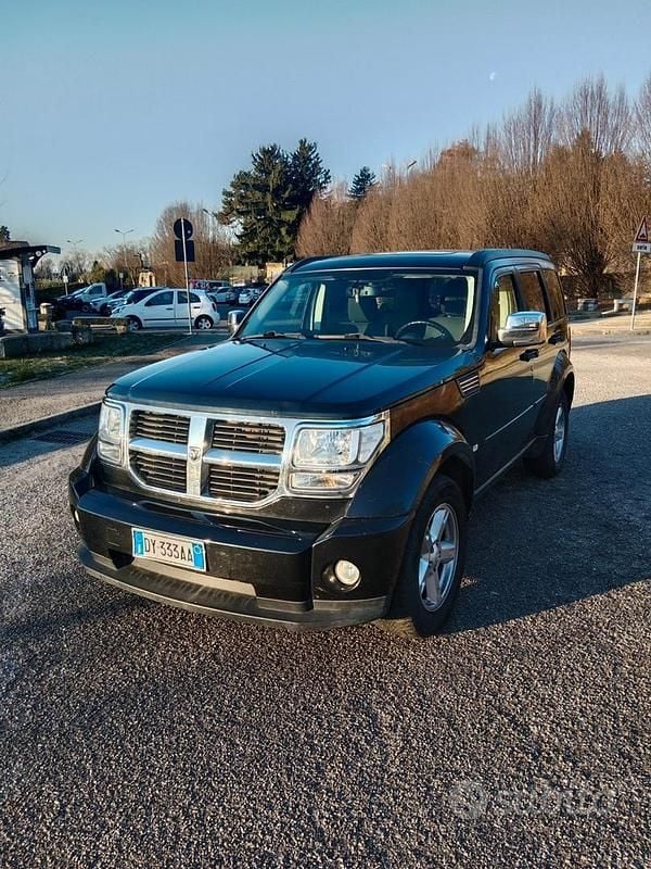 Usata Dodge Nitro 177 CV (130 kW) 2009 Nero SUV