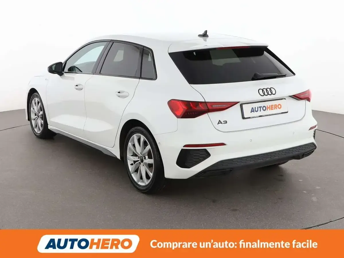 Usata Audi A3 S-Line 150 CV (110 kW) 2023 Bianco Berlina