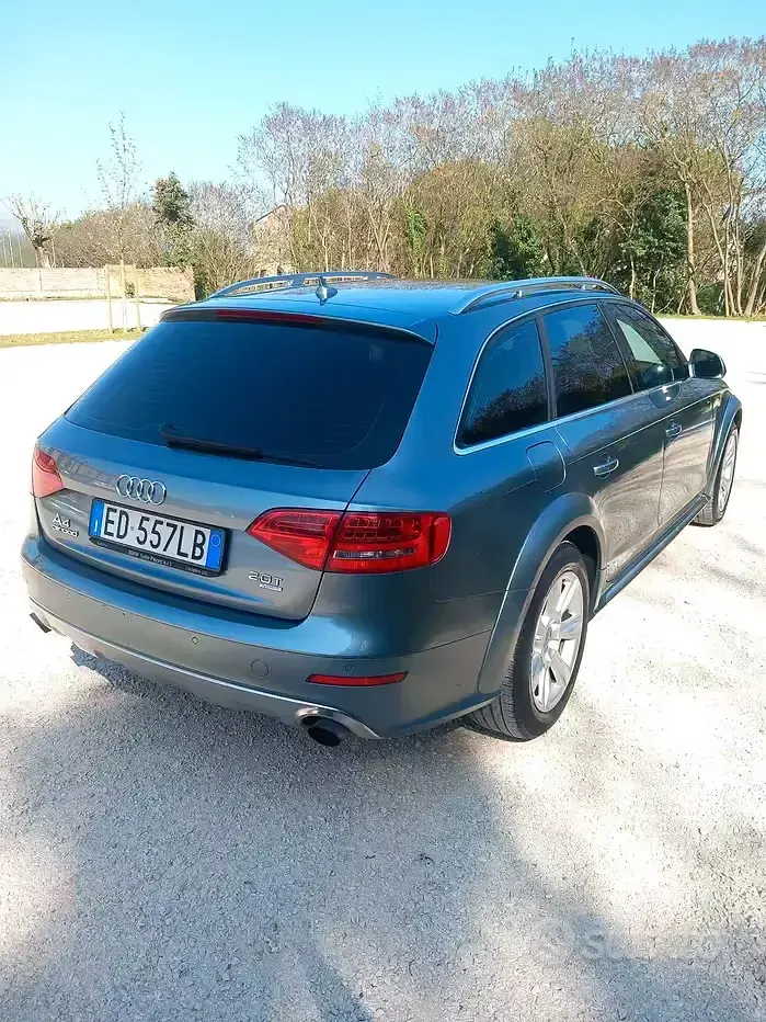 Usata Audi A4 211 CV (155 kW) 2010 Grigio Berlina