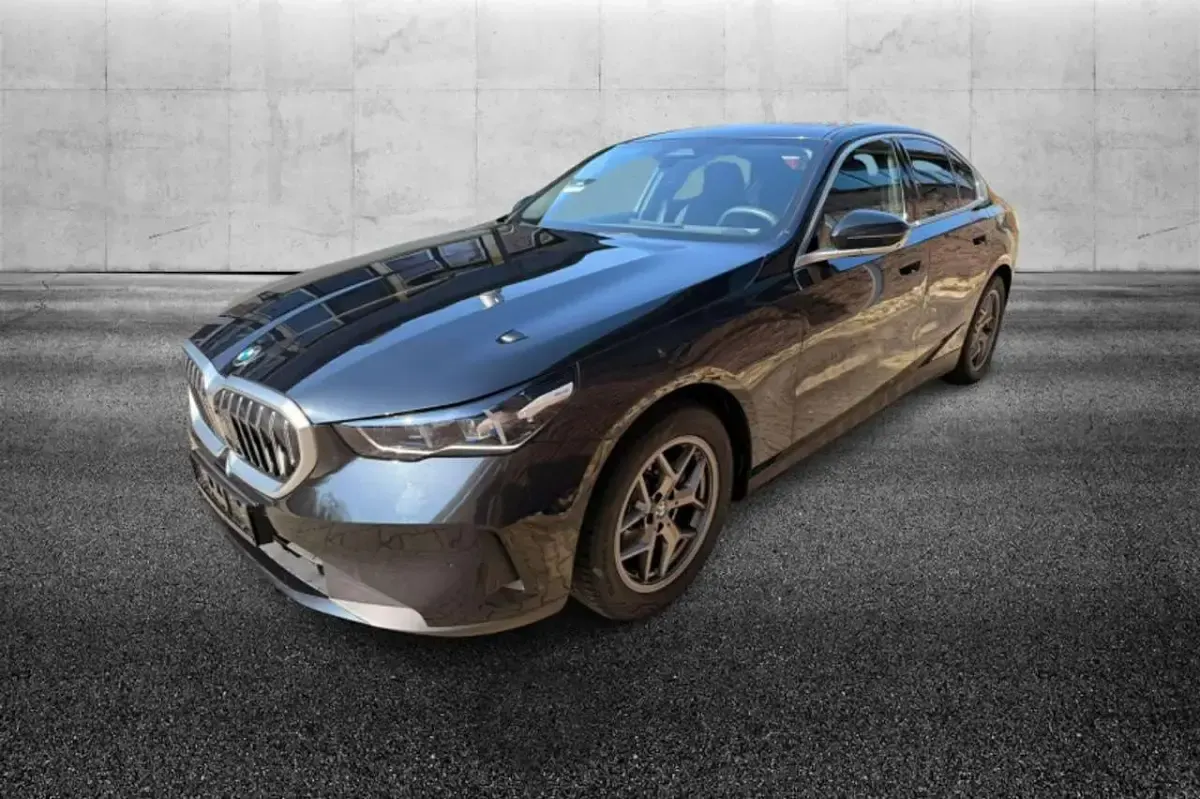 Usata BMW 520 197 CV (144 kW) 2024 Nero SUV