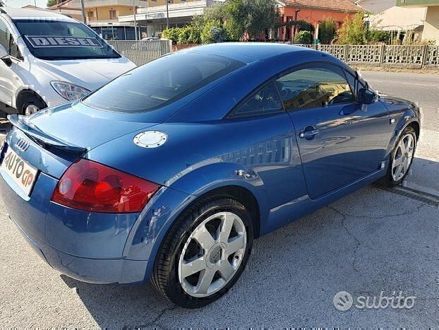 Usata Audi TT 180 CV (132 kW) 1999 Blu Coupé