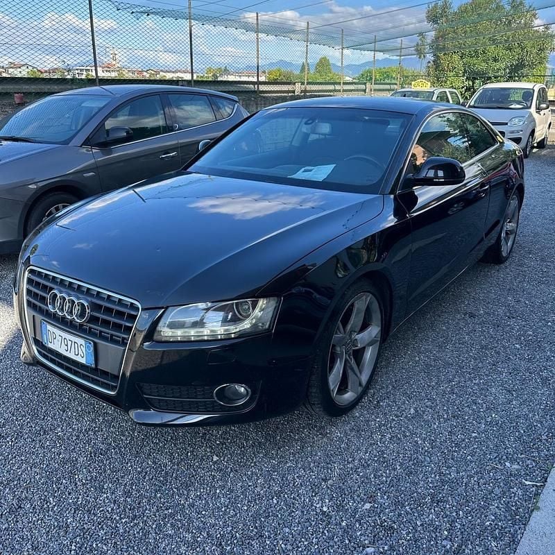 Nero Usata 2008 Audi A5 Ambiente Coupé | 3900 € (Super prezzo) - Immagine 1/4