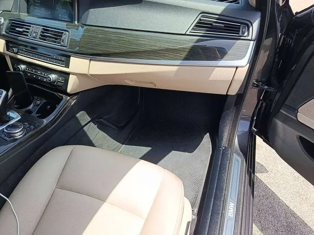 Usata BMW 525 Luxury Line 218 CV (160 kW) 2014 Nero Station wagon