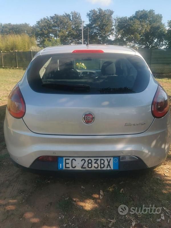 Usata Fiat Bravo 105 CV (77 kW) 2010 Grigio Utilitaria