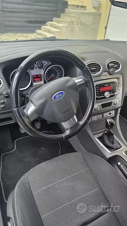 Usata Ford Focus Titanium 109 CV (80 kW) 2009 Grigio Station wagon